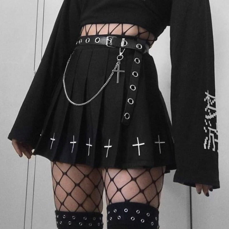 Single Row Eyelet Belt with Chain
