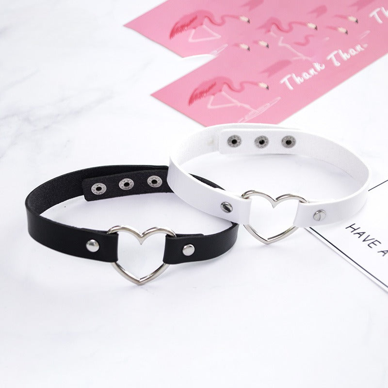 Heart Leather Studded Choker
