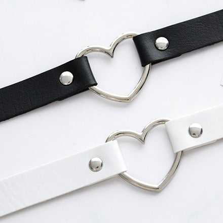 Heart Leather Studded Choker