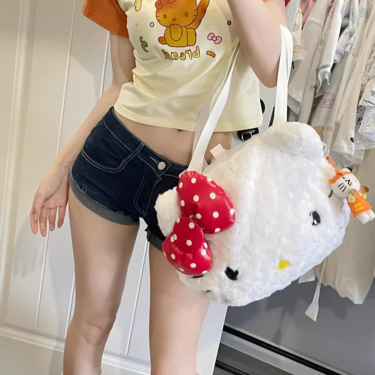 Rolled Hem Skinny Denim Shorts