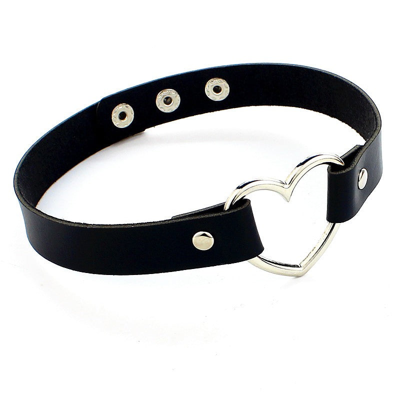 Heart Leather Studded Choker