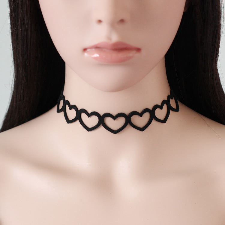 Black Heart Velvet Choker