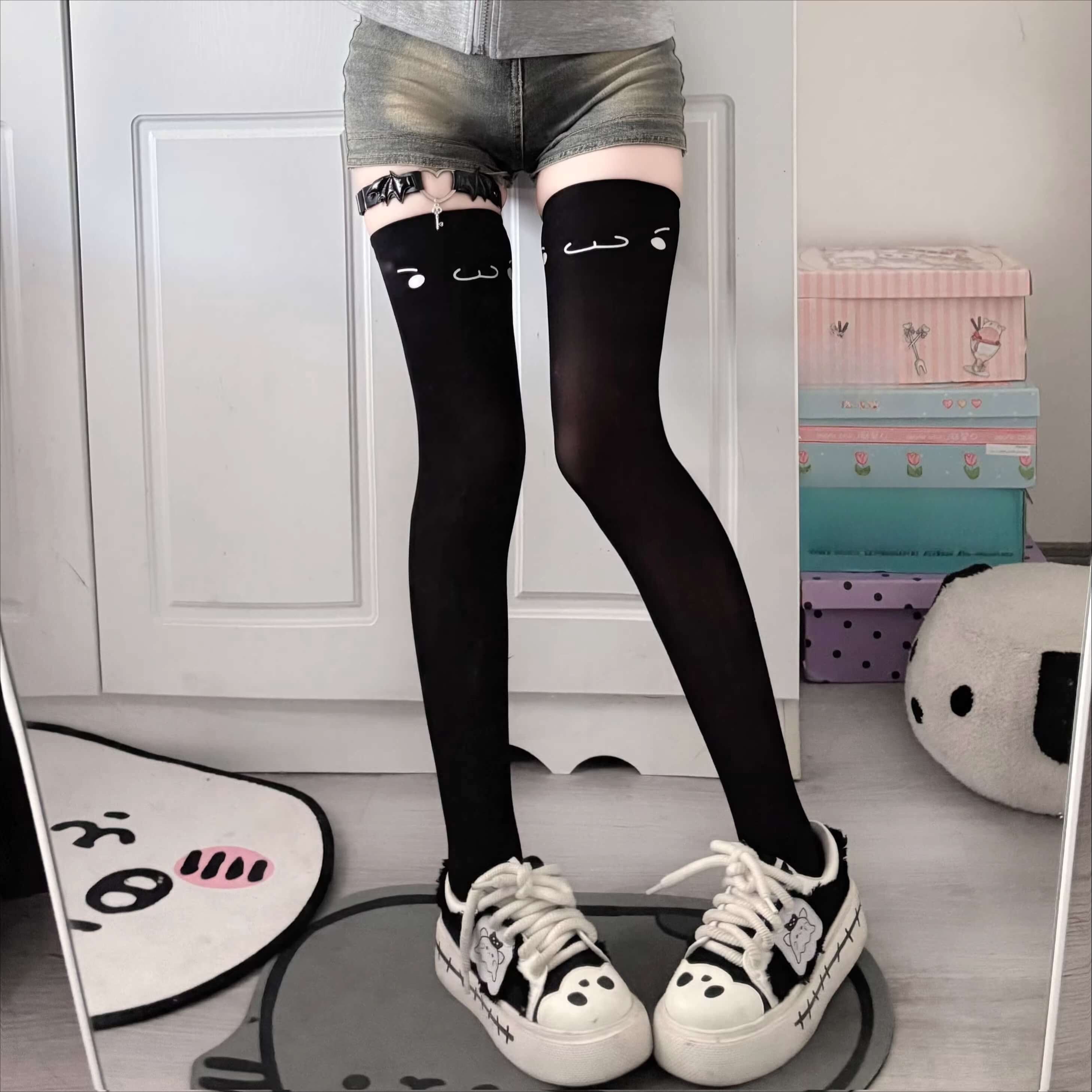 Femboy Kaomoji Print Thigh Highs