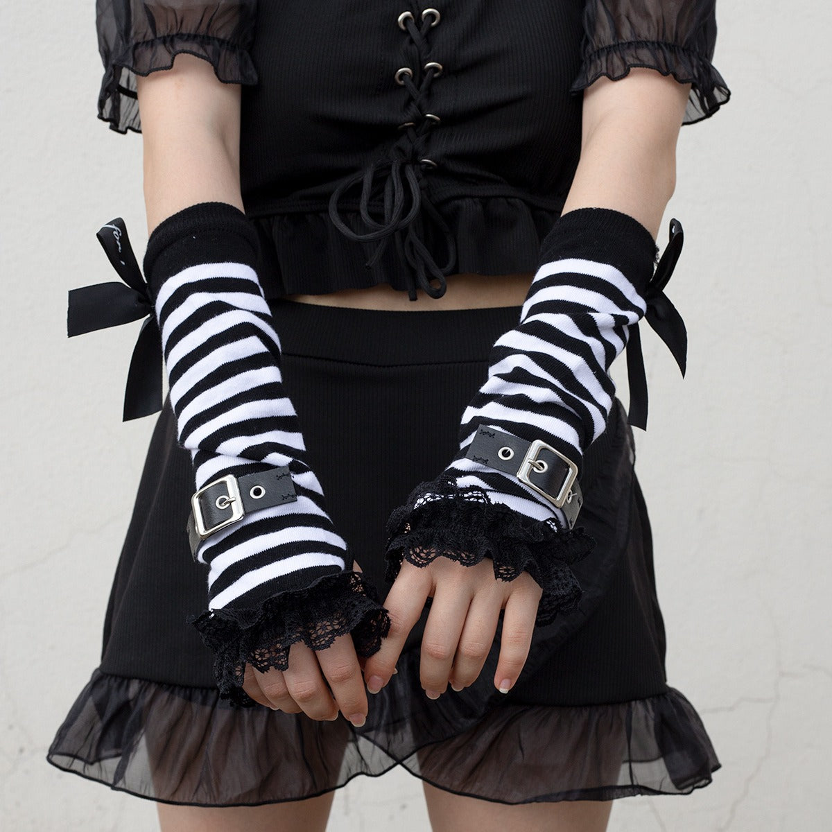 Black And White Stripe Lace Arm Warmer