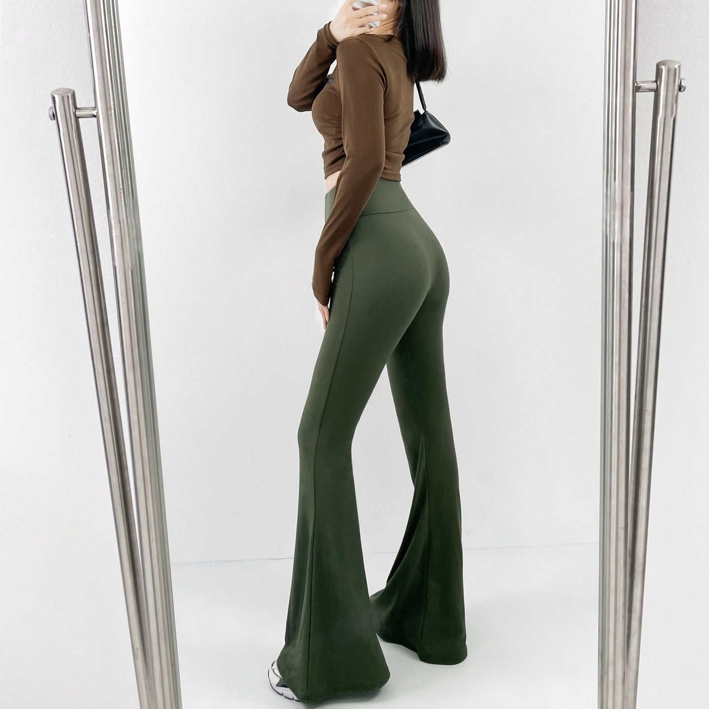 High-waist Flare Pant